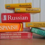 Dicionários de diversas línguas